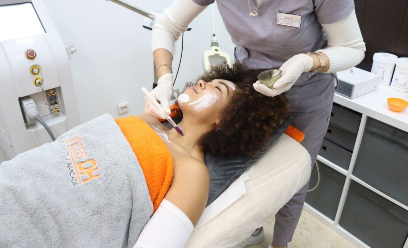 higiene-facial-limpieza-tratamiento-previo-clinicas-dh